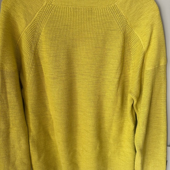EUC Banana Republic Misses Spring Sweater, in Chartruese, Sz XL - Picture 3 of 10